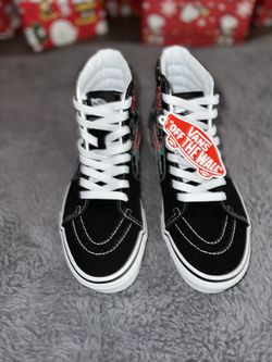 VANS ROSE SKULLS SHOES  SIZE MEN 5 / WOMEN 6.5