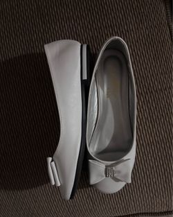 White flat