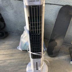 Stand AC Unit Arctic  Air