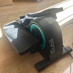 Cubii Go Battery Elliptical Machine