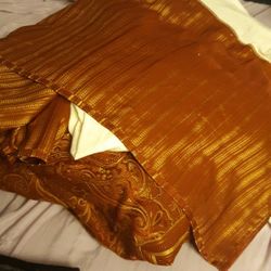 Comforter bedskirt And Pillow Case 