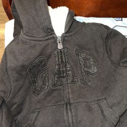 Gap Sweater Inside Warm Size 4 Years