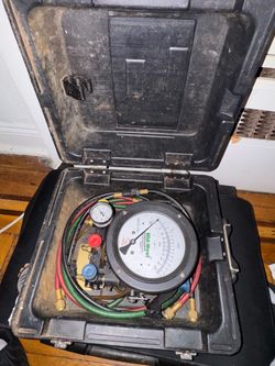 Mid-West Instrument Model 845 Backflow Preventer Test Kit