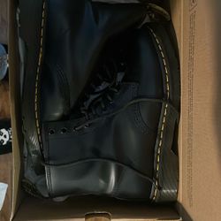 Dr Martens Smooth Black
