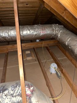 Attic insulation REMOVAL OLD MATERIAL  DFW SUMMER SOECIAL