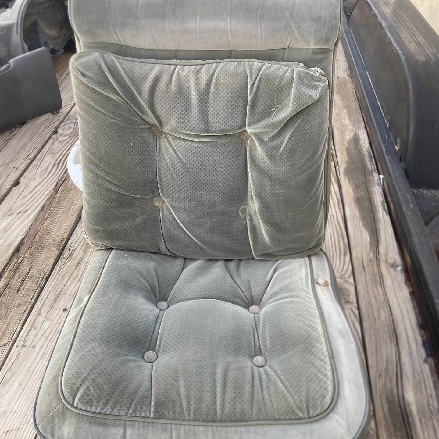 G Body/Cutlass Seats