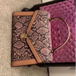 Pink Snake Skin Leather Hand Bag (brand New,not Used)