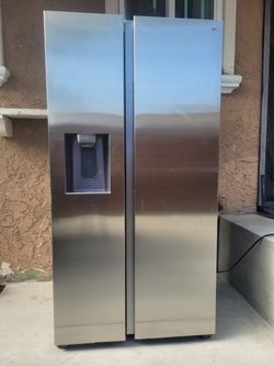 Samsung side by side refrigerator