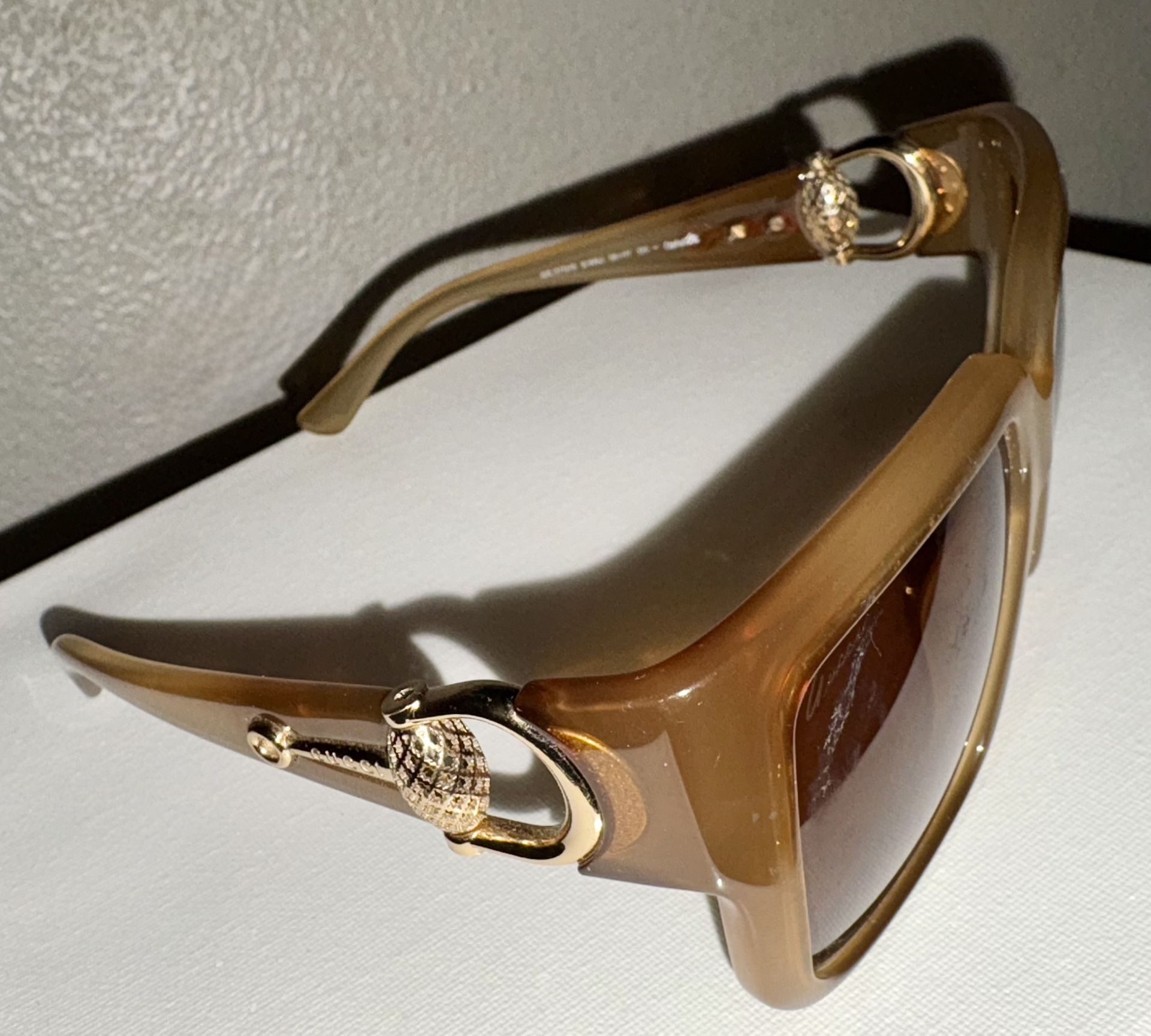GUCCI sunglasses