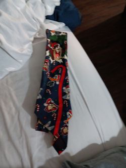 Men's necktie