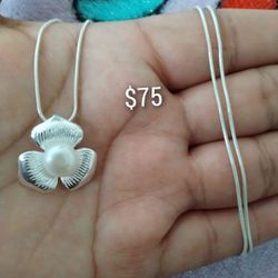 925 Sterling Silver Chain With The Pendant/Cadena Con Dije De Plata 925