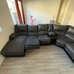 Couch recliner modular w power supply
