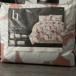 Reversible Bedding Set 8 Pcs Full Original Price $65