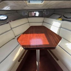 27 Maxum Really 30 Foot Water Ready  Updated