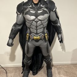 High-Level Batman Statue!!!!
