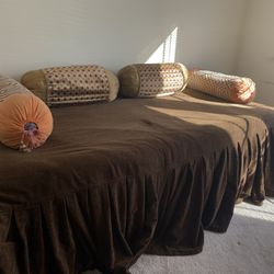 Day Bed (2 Tempurpedic Twin XL mattresses)