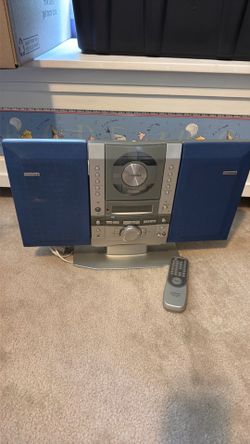 Fisher Slim 1500 CD player  AM/FM Radio
