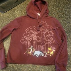 Jrs XS Disney Winnie the Pooh maroon hooded sweatshirt Lot 23
