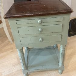 Cute Wooden Table 