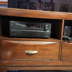 Home Theater Onkyo 7.1 Receiver With EARC Adapter 1100 Watts