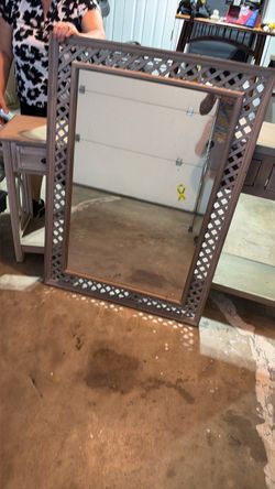Wall Mirror with Lattice Frame