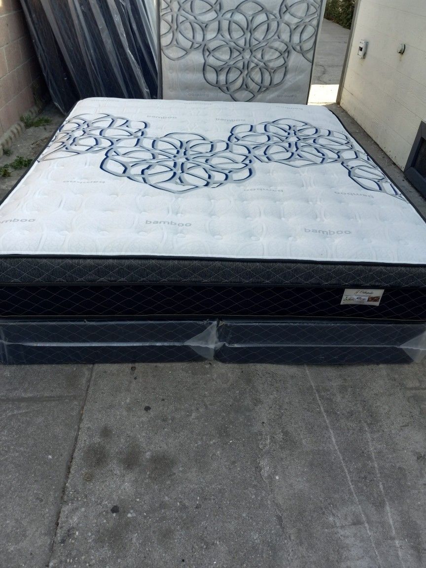 🟧Cal-king Pillow Top Mattress 12" Thick 