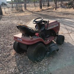 Good Riding Lawn Mower 42" Mow Deck