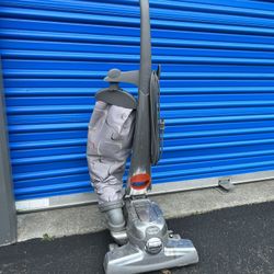 Kirby Sentria G10D Upright Vacuum Cleaner 