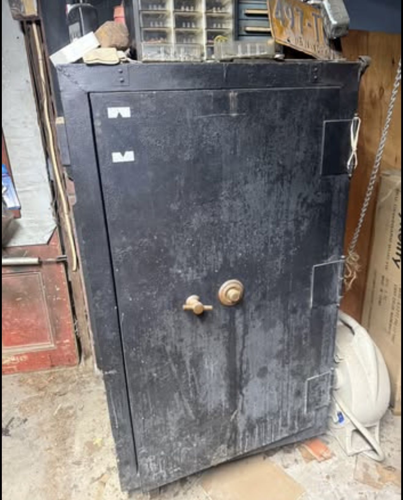 Very Large Safe