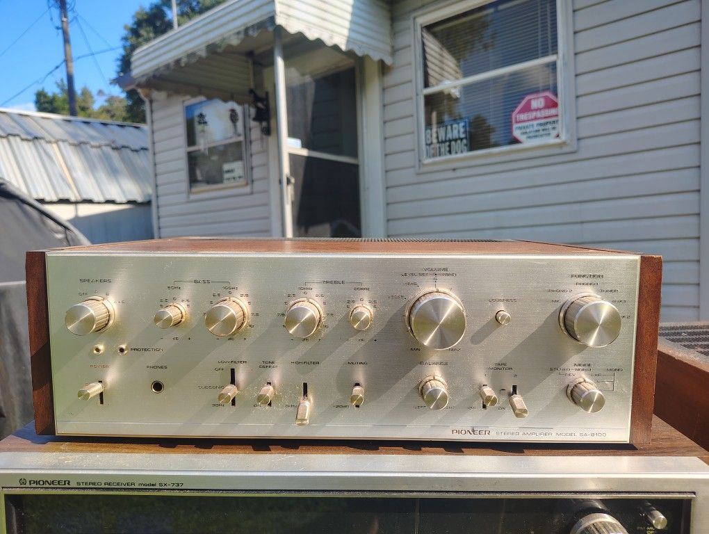 Vintage Stereo Equipment
