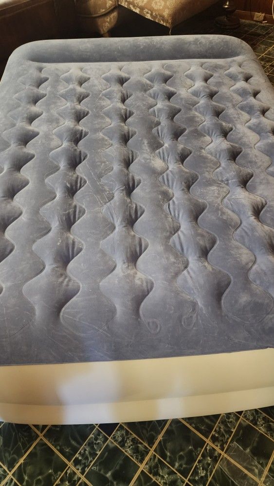 Mattress With Built In Pump Intex Very Comfortable