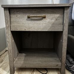 Nightstand 