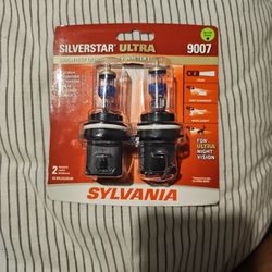 Sylvania Silverstar 9007 
