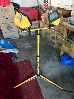 DUAL HEAD WORK LIGHT