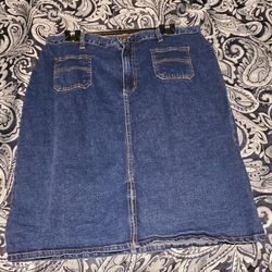 Bill Blass Jeans Women's Skirt - Size 16