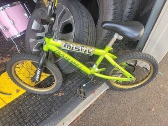 Dynacraft 15" beginner bicycle