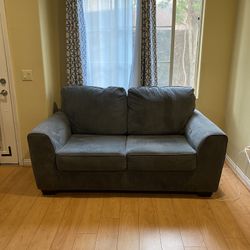 2 Love Seats