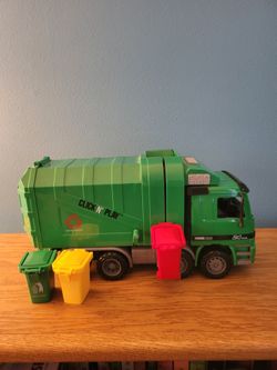 Click N Play Recycle Truck