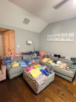 Brand New Clothing Bundle !! 171 pieces ! Great for boutique owners !