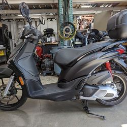 2021 PIAGGIO LIBERTY 150 ABS Clean Title Scooter