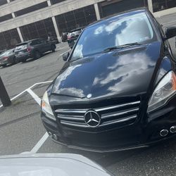 2011 Mercedes R350