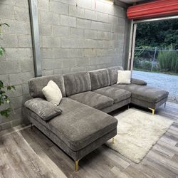 (Delivery) Grey U-Shaped Sectional Sofa / Couch With Chaise 