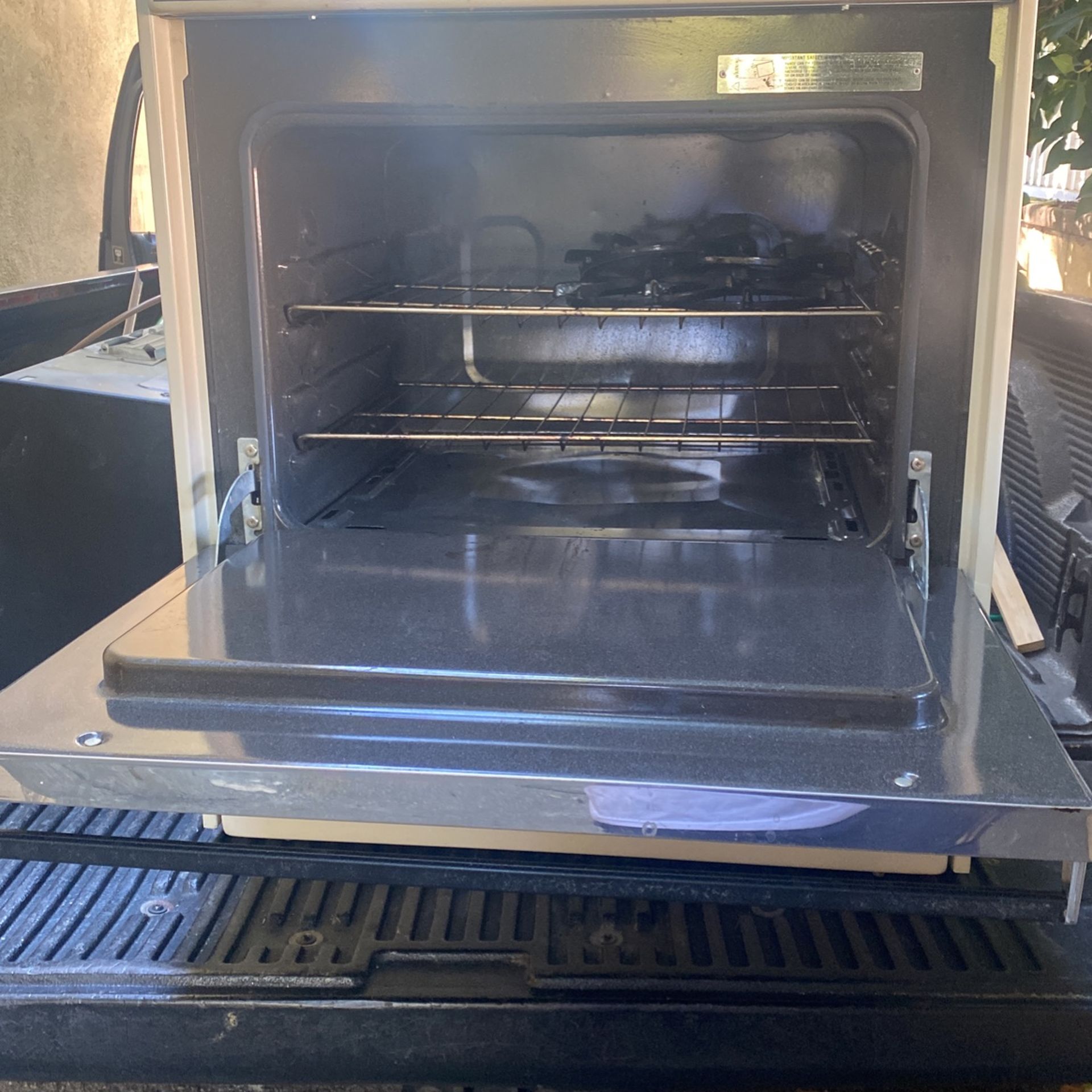 Estufa Le Trabaja Todo  El Horno  Al 100