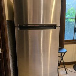 Whirlpool Fridge + Freezer