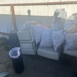 6 Chairs And Tell With Bottom Stand Free