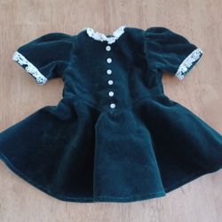 Pleasant Company Molly's Christmas Dress And Stocking 