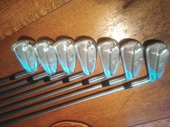 MIZUNO  PRO 221 IRONS 4--P/W