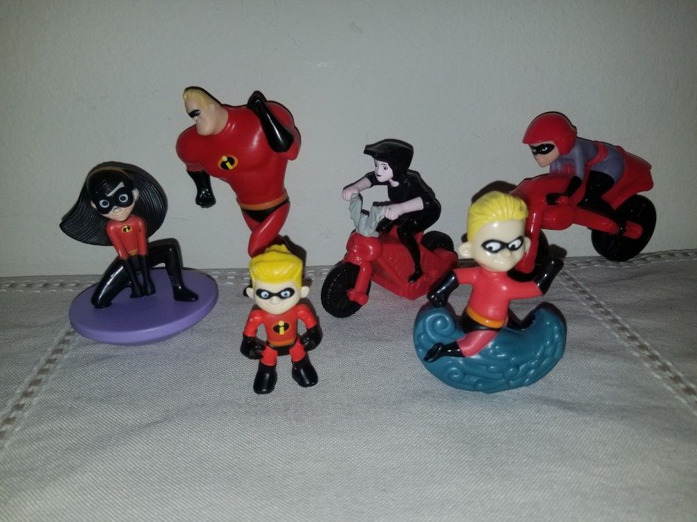 Disney PIXAR Incredibles Bundle