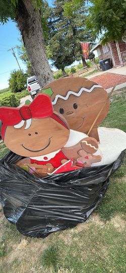 Free styrofoam gingerbread decorations