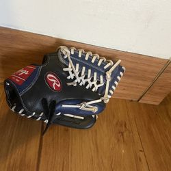 Rawlings Baseball Glove